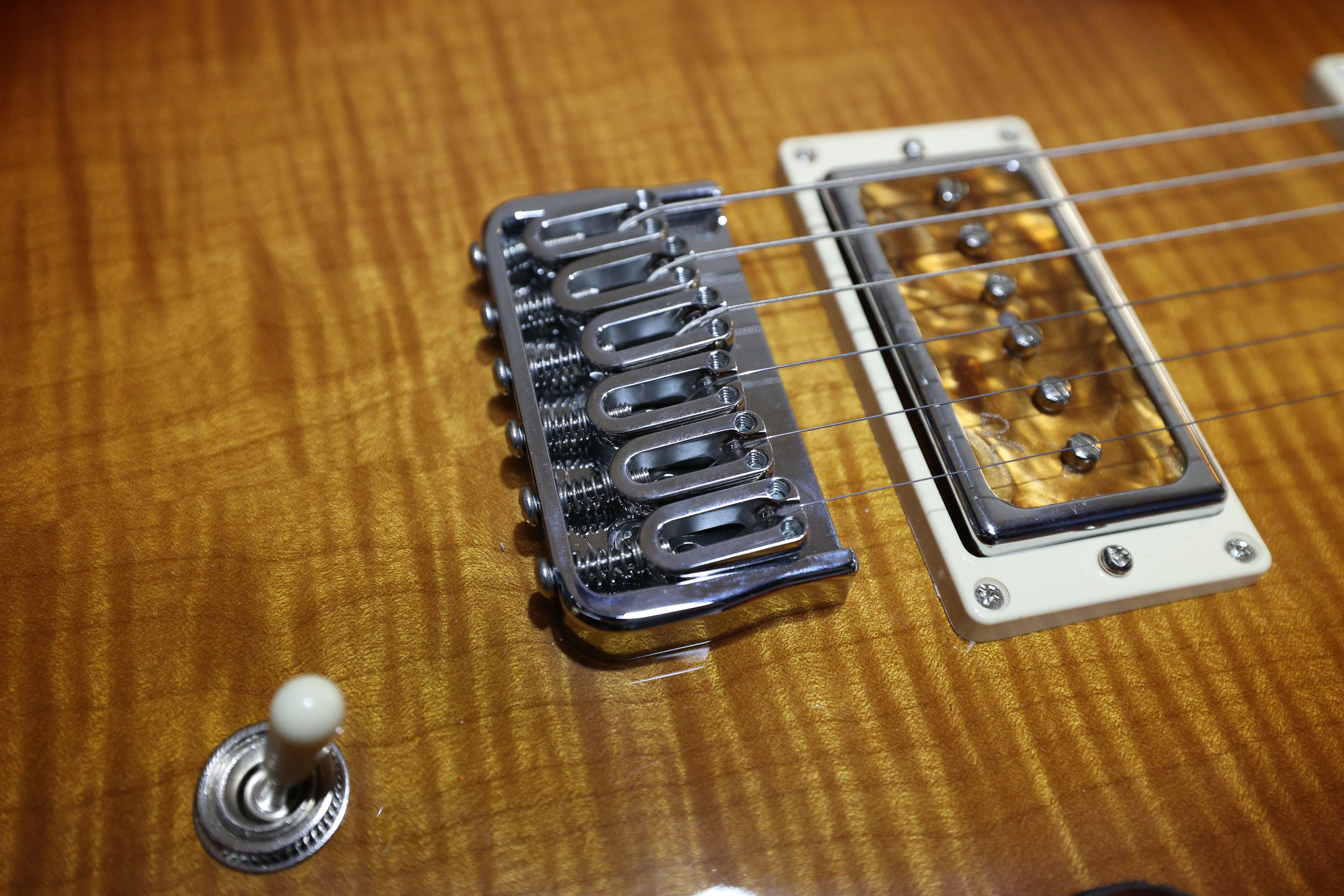 The HST Double Cut - DylanTalksTone x Texas Toast Guitars - Image 7
