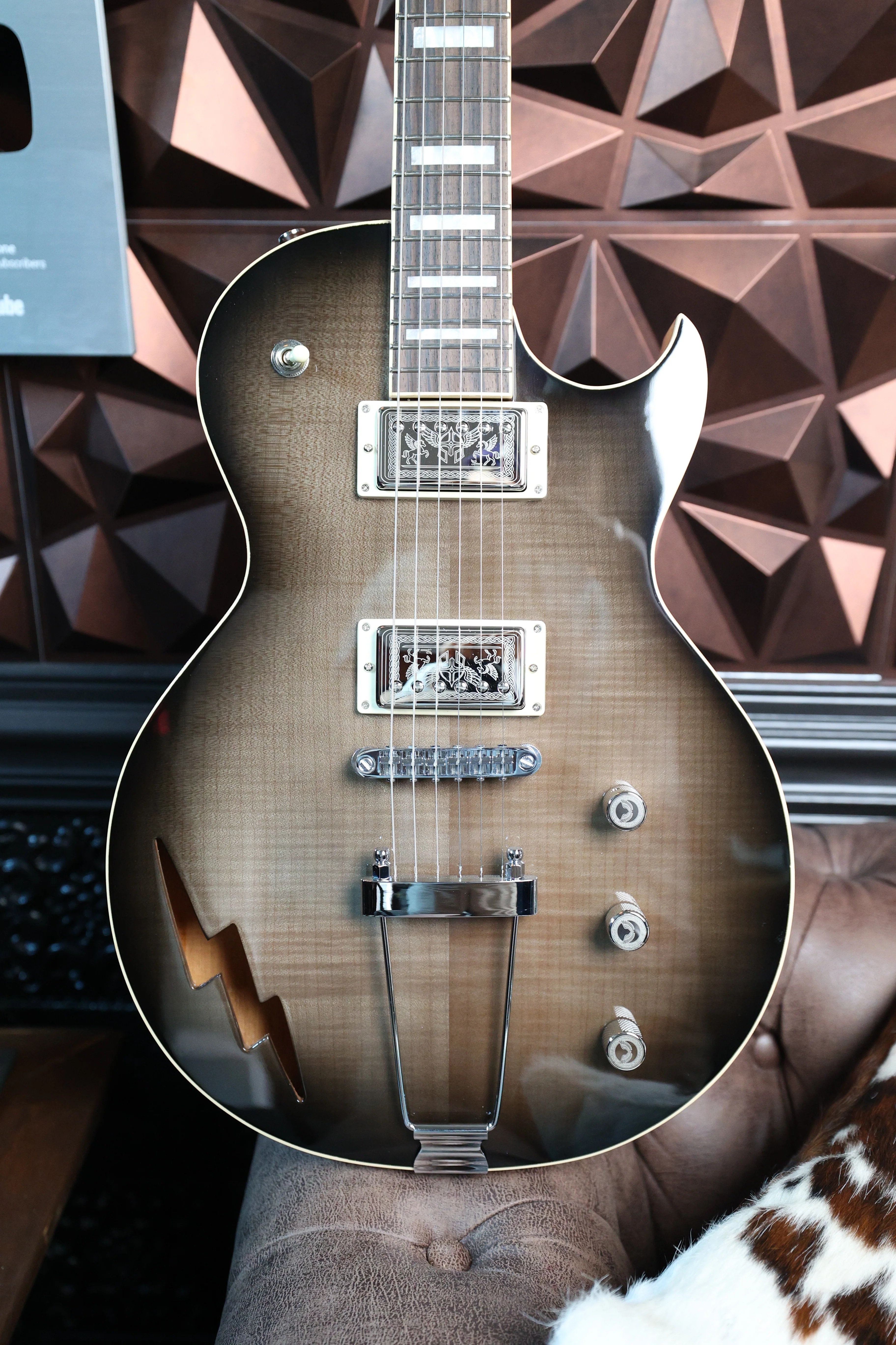 Valkyrie Guitar Works THRUMA Electric Guitar 1/1 - Image 12