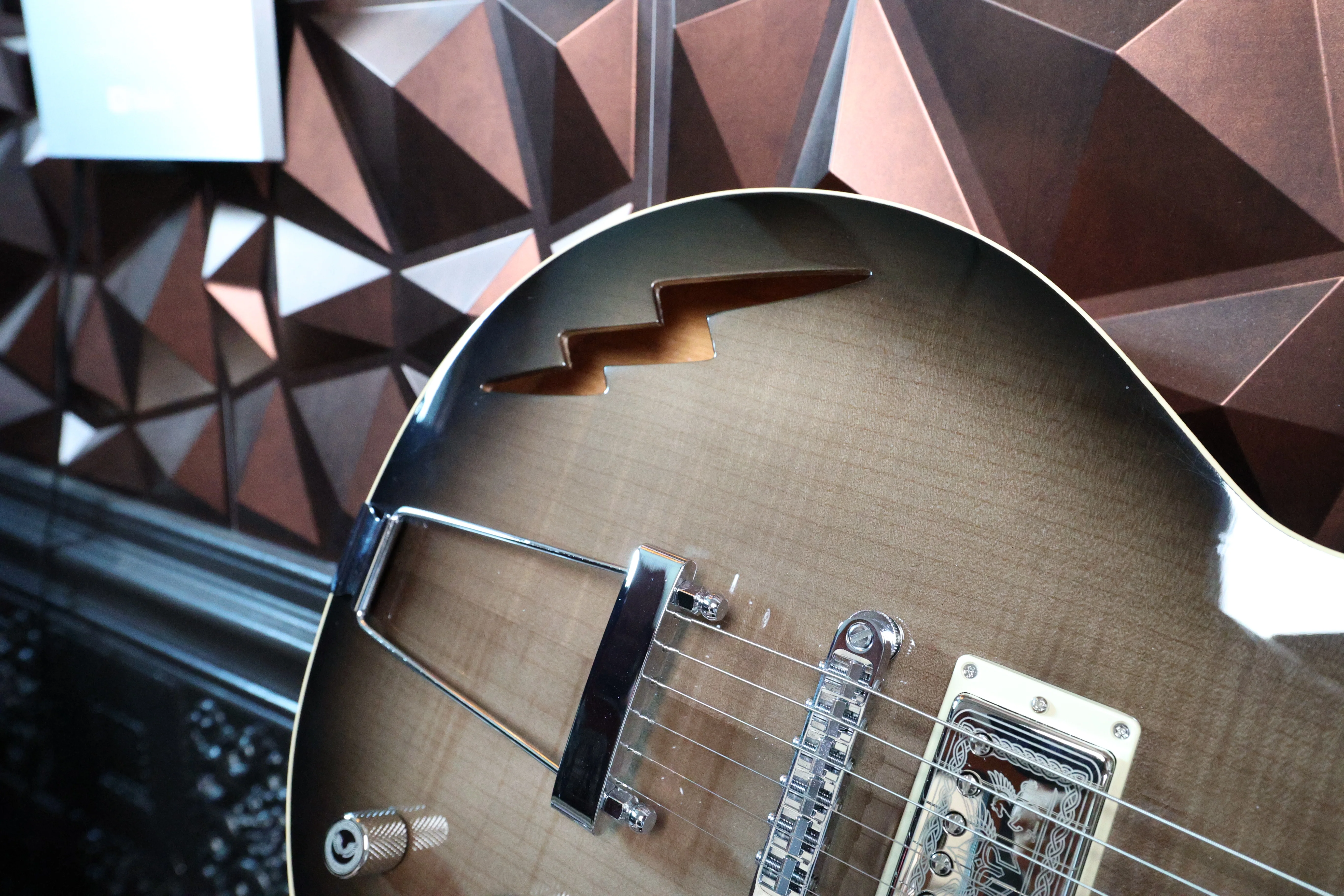 Valkyrie Guitar Works THRUMA Electric Guitar 1/1 - Image 3