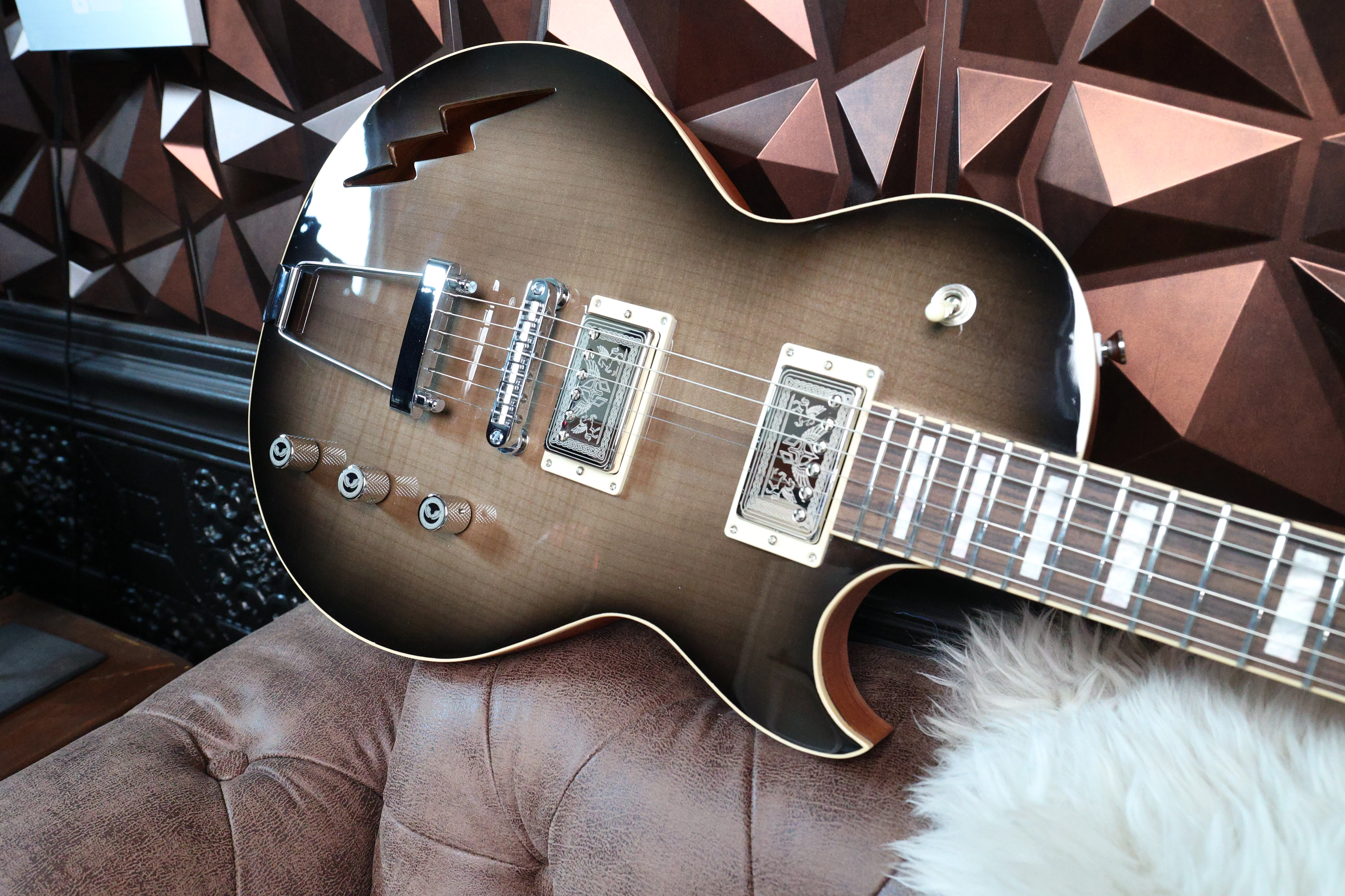 Valkyrie Guitar Works THRUMA Electric Guitar 1/1 - Image 5
